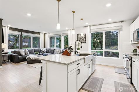 14598 Westminster Way N Shoreline WA 98133
