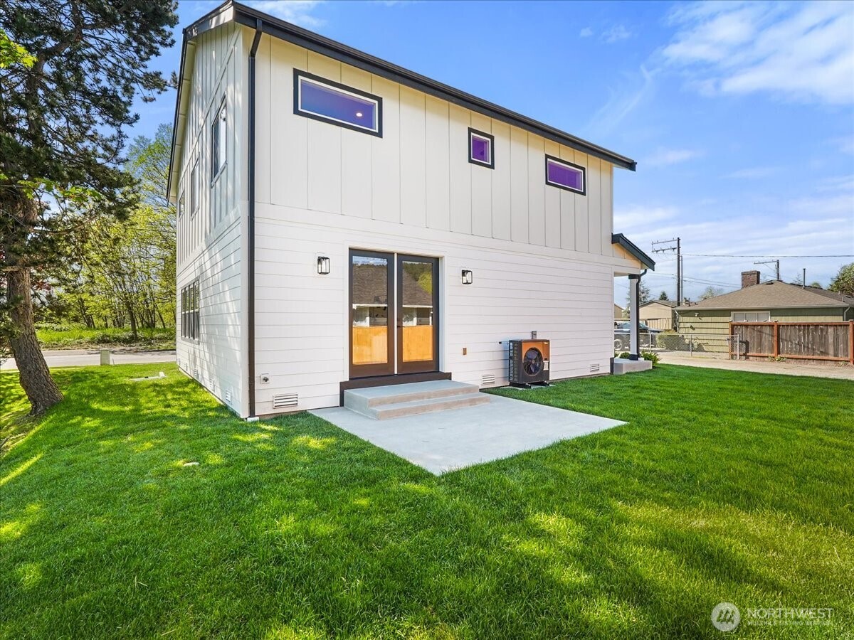 5701 Parker Road E Sumner WA 98390