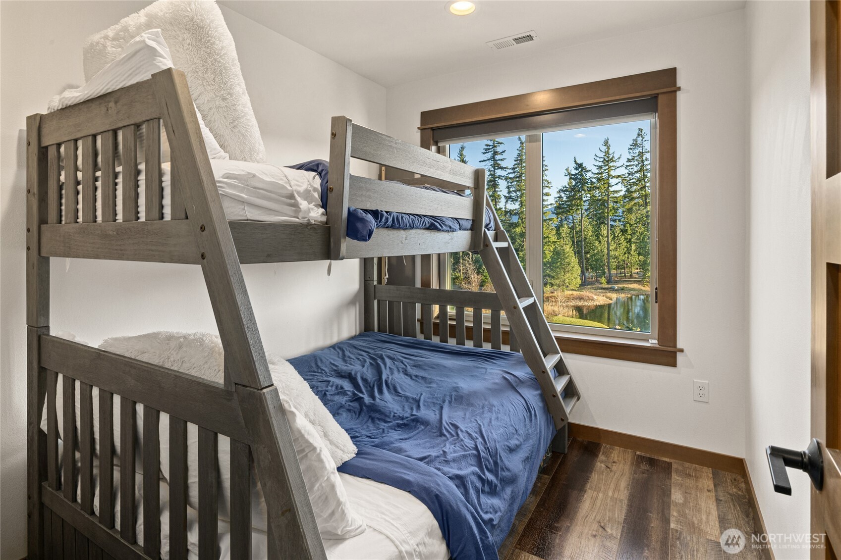 100 Wildflower Loop Cle Elum WA 98922