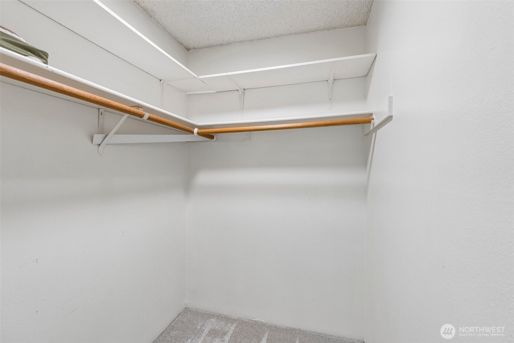 15214 NE 8th Street Bellevue WA 98005