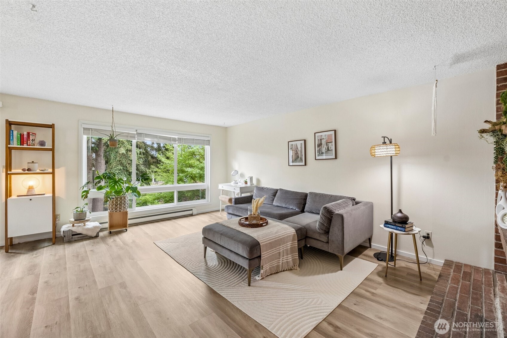 15214 NE 8th Street Bellevue WA 98005