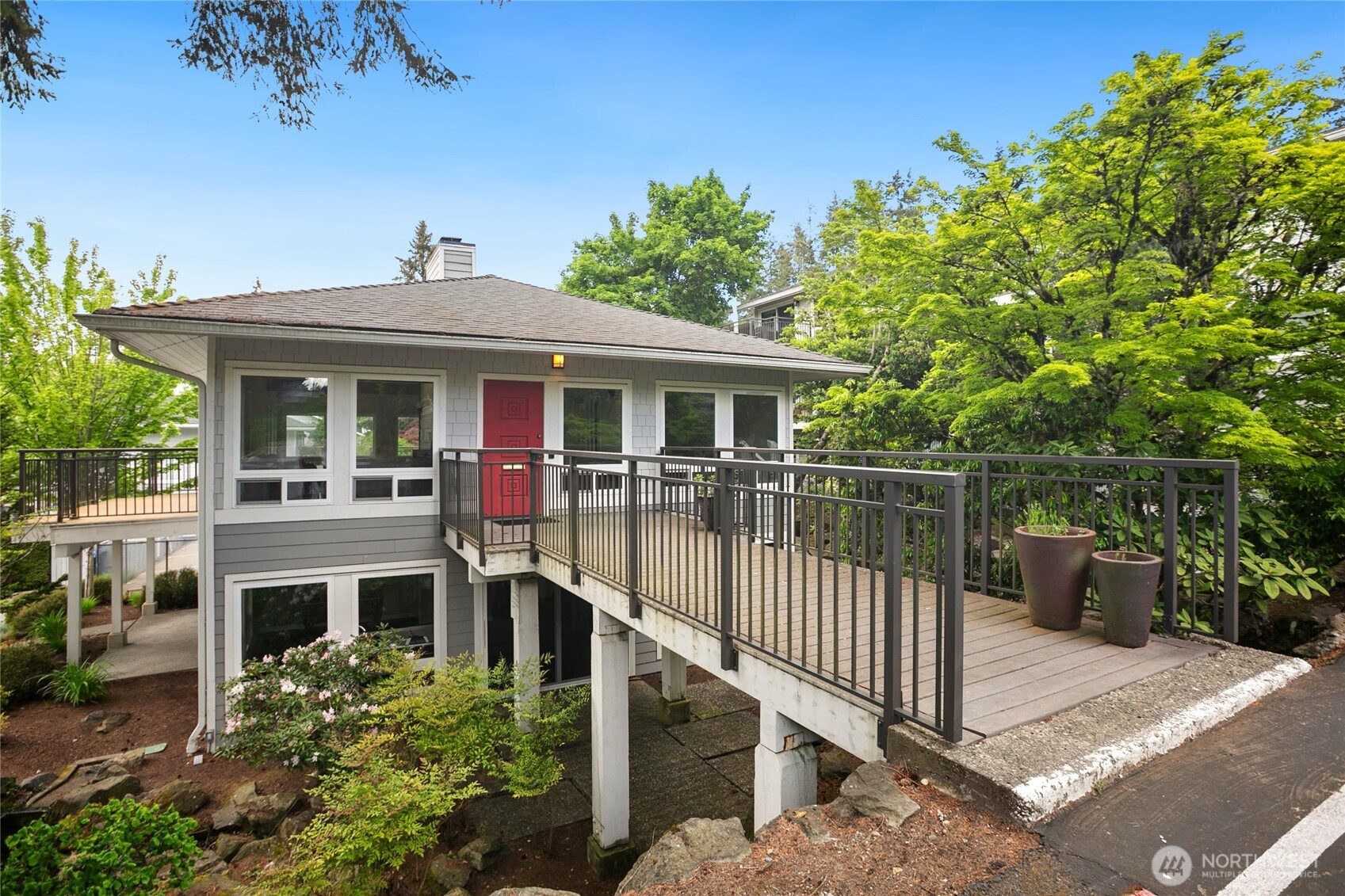 15214 NE 8th Street Bellevue WA 98005