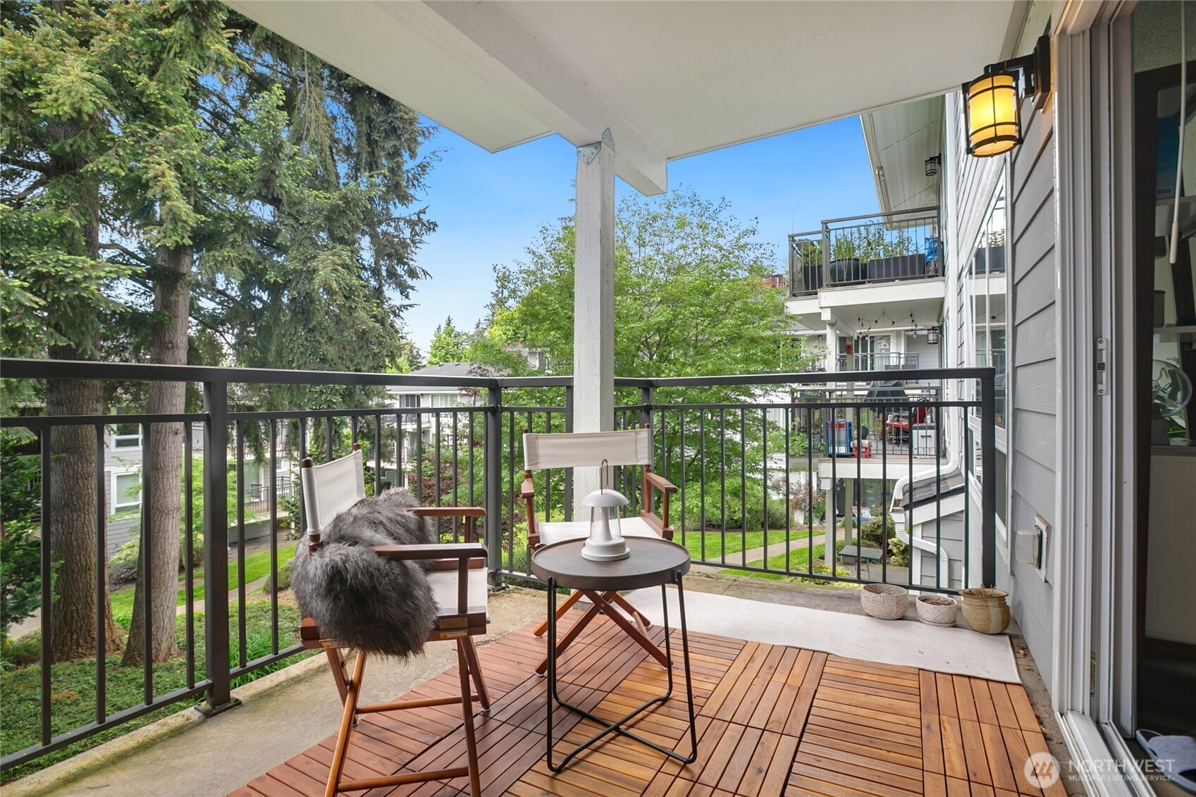 15214 NE 8th Street Bellevue WA 98005