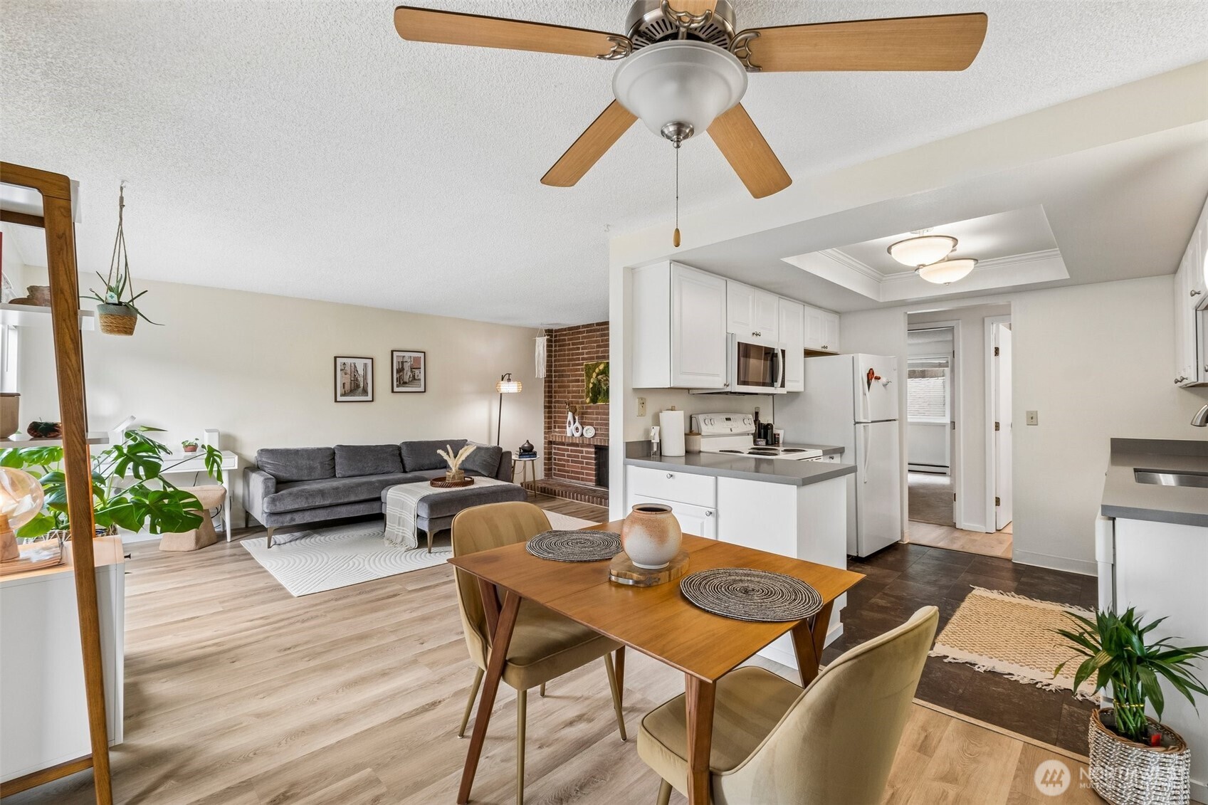 15214 NE 8th Street Bellevue WA 98005