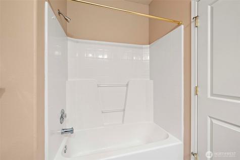 6831 NE 170th Street Kenmore WA 98028