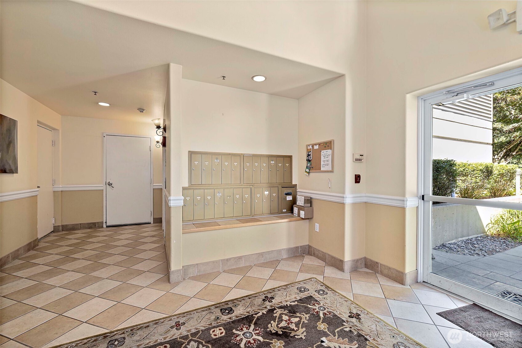 6831 NE 170th Street Kenmore WA 98028