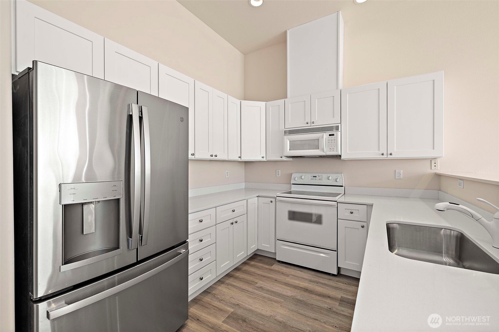 6831 NE 170th Street Kenmore WA 98028