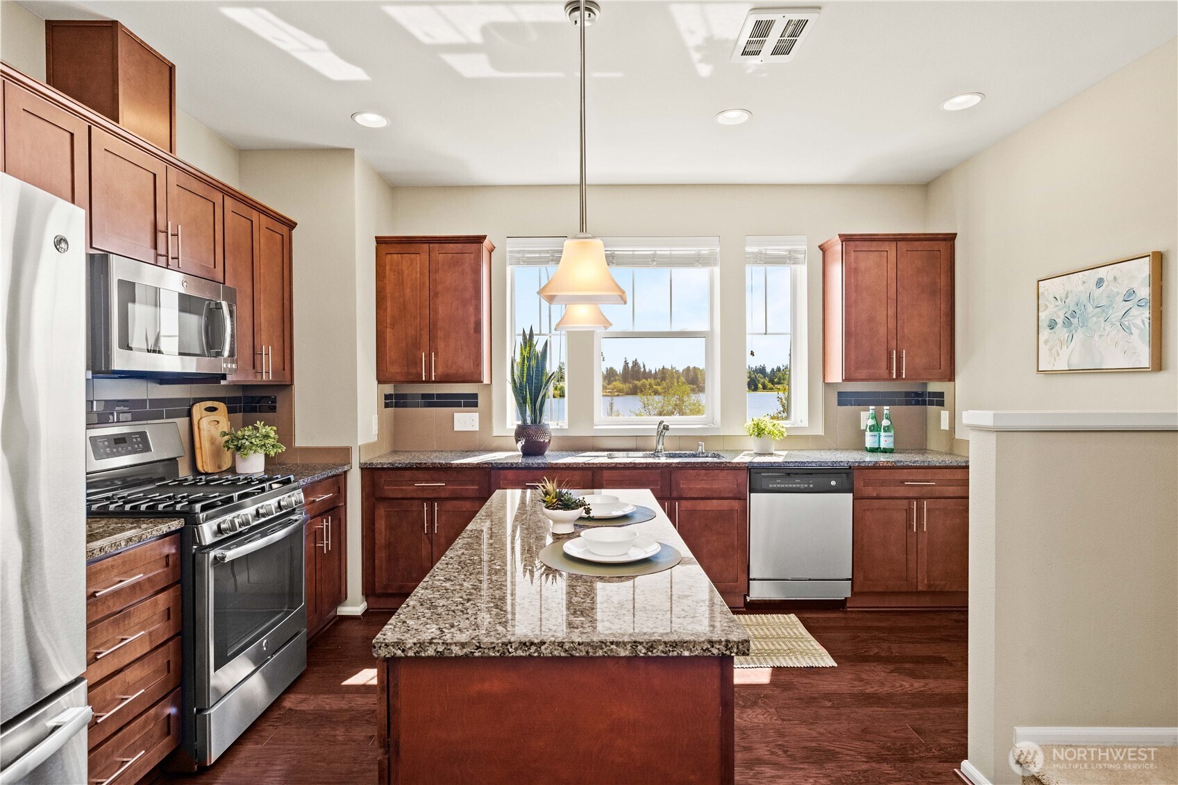 1912 113th Place SE Everett WA 98208