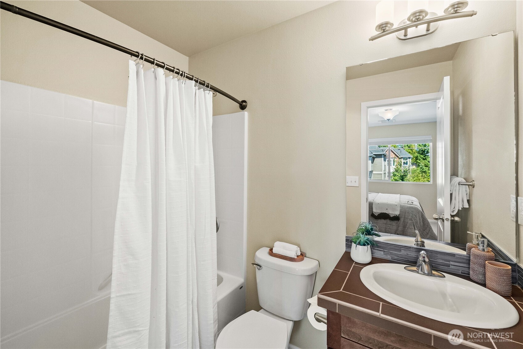1912 113th Place SE Everett WA 98208