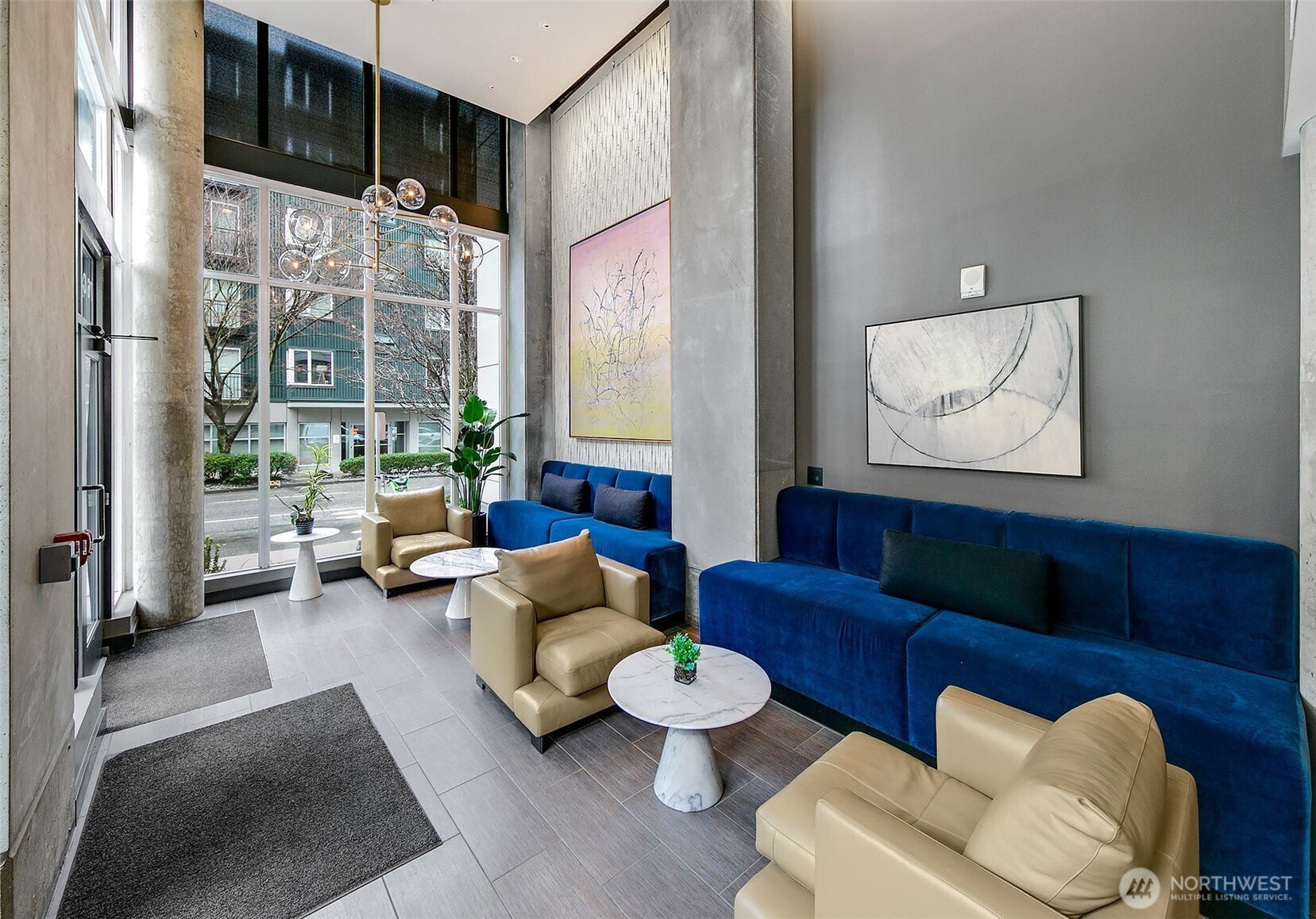 76 Cedar Street Seattle WA 98121