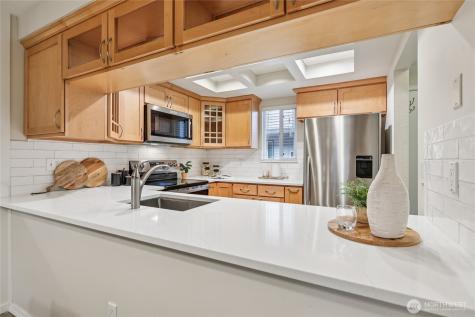 10001 NE 12th Street Bellevue WA 98004