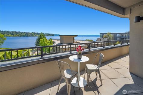 9123 NE Juanita Drive Kirkland WA 98034