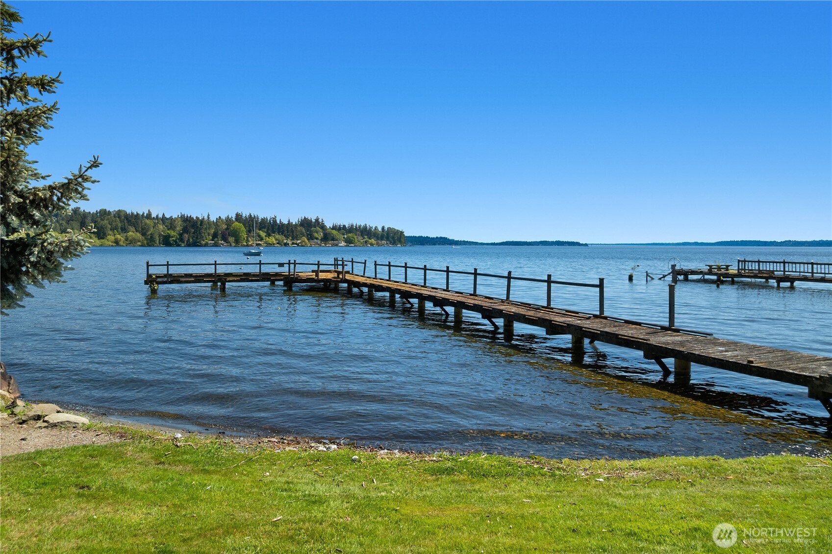9123 NE Juanita Drive Kirkland WA 98034
