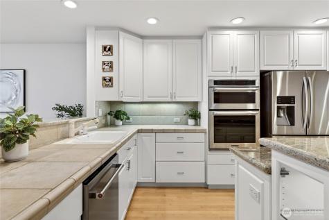 1661 Harbor Avenue SW Seattle WA 98126