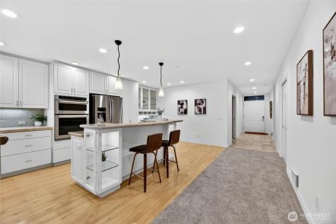 1661 Harbor Avenue SW Seattle WA 98126