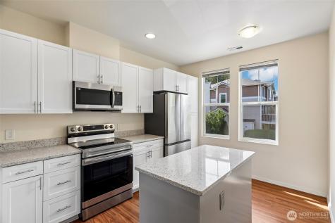 23220 63rd Place S Kent WA 98032