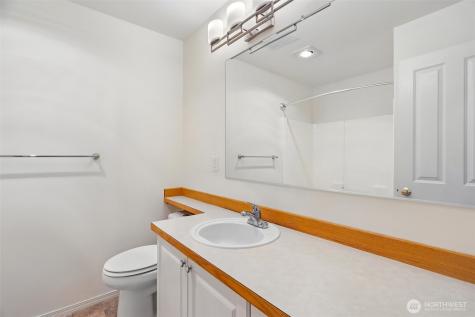 23220 63rd Place S Kent WA 98032