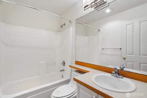 23220 63rd Place S Kent WA 98032