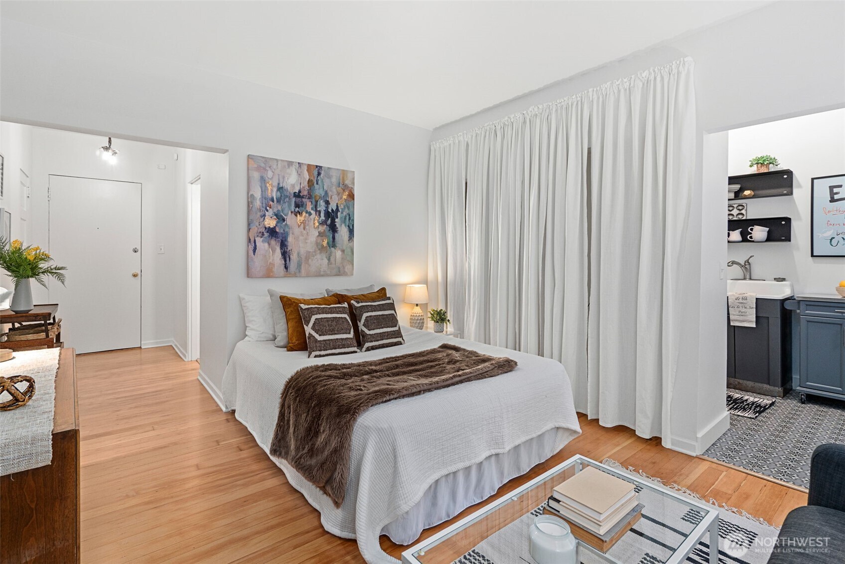 7 Harrison Street Seattle WA 98109