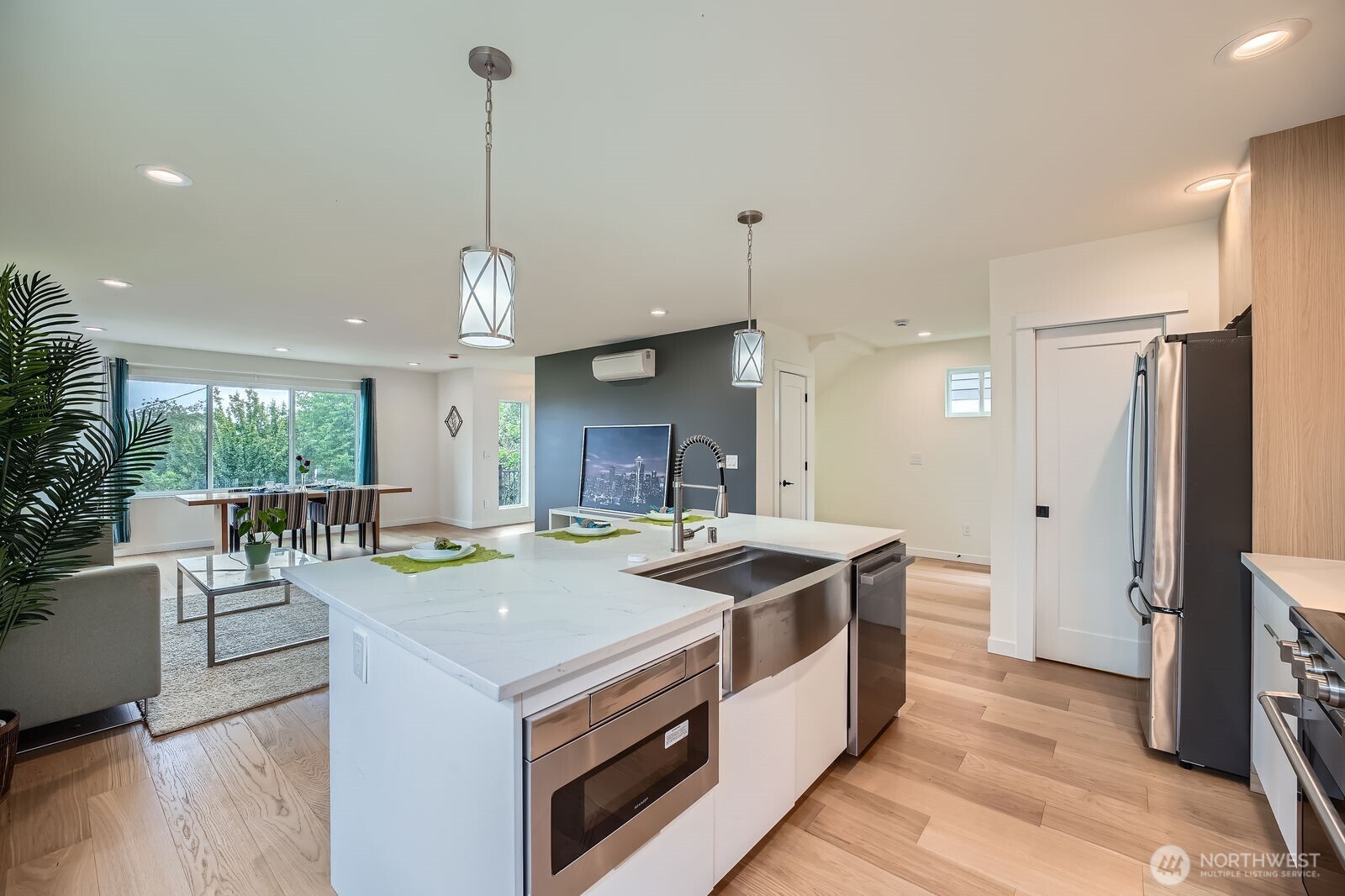 5930 18th Avenue S Seattle WA 98108
