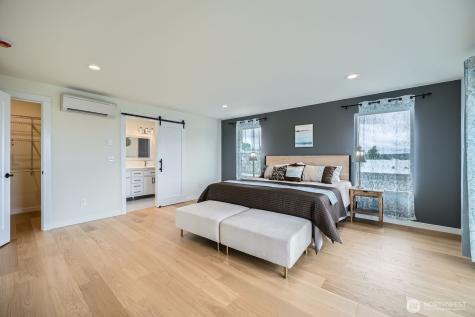 5930 18th Avenue S Seattle WA 98108