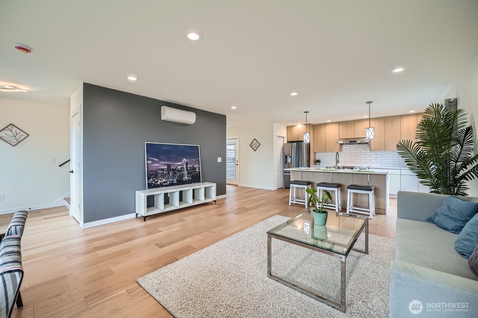 5930 18th Avenue S Seattle WA 98108