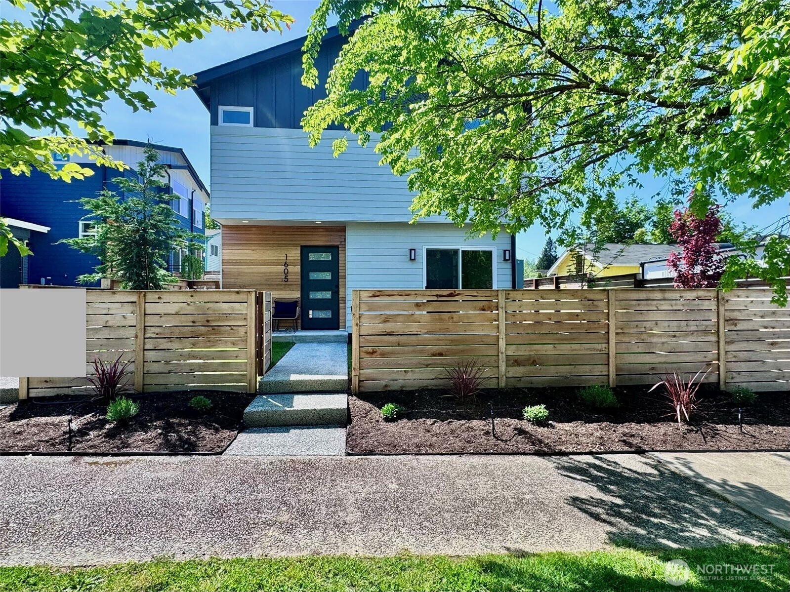 1605 SW Kenyon Street Seattle WA 98106