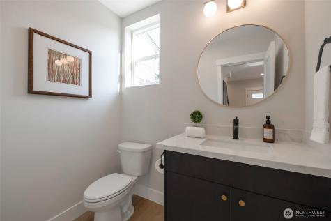 1605 SW Kenyon Street Seattle WA 98106