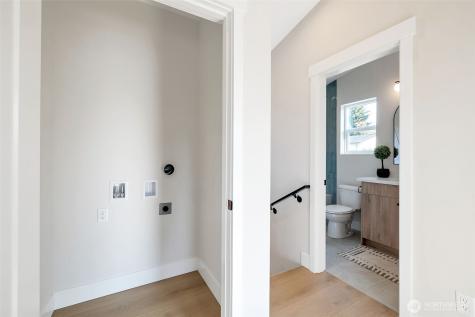 1605 SW Kenyon Street Seattle WA 98106