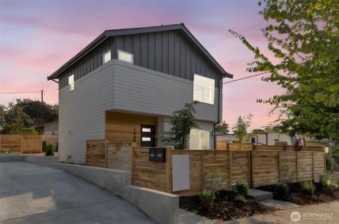 1605 SW Kenyon Street Seattle WA 98106