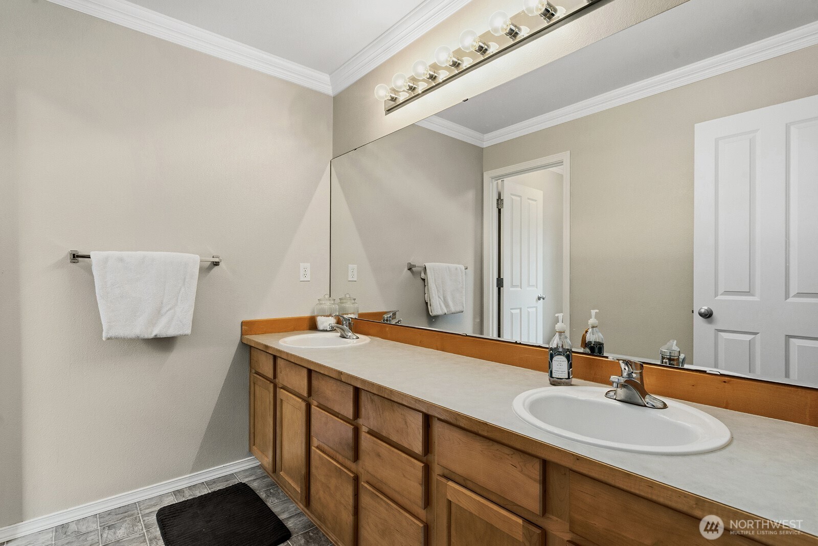 6636 Francis Avenue SE Auburn WA 98092