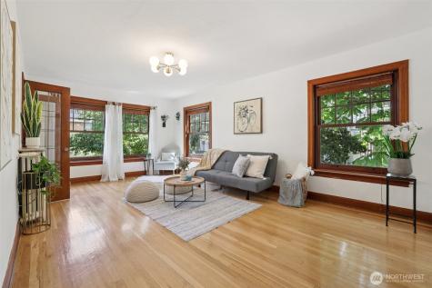 408 Bellevue Avenue E Seattle WA 98102