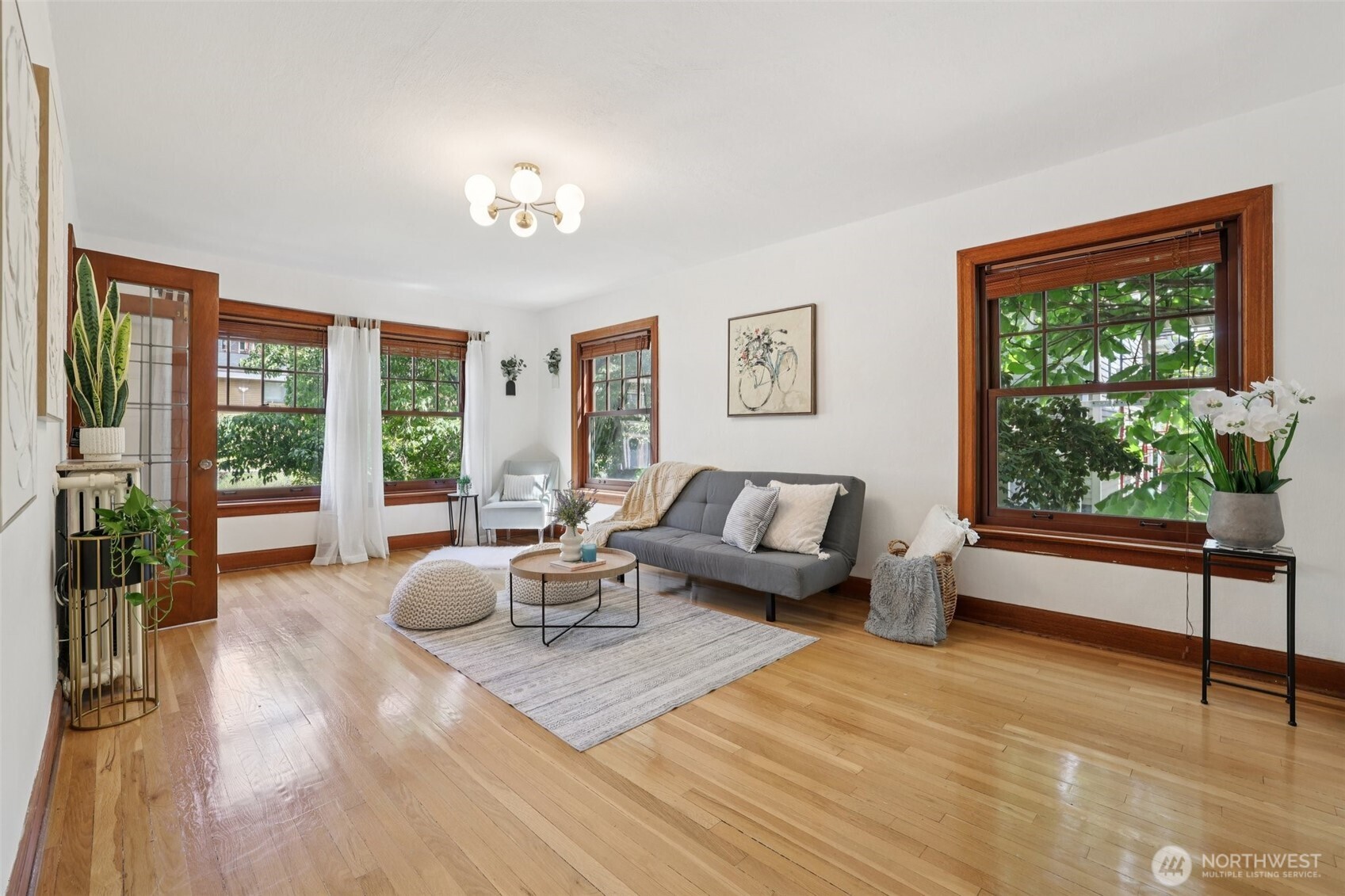 408 Bellevue Avenue E Seattle WA 98102