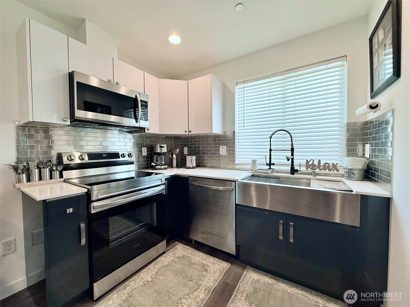 890 Magellan Avenue NE Ocean Shores WA 98569