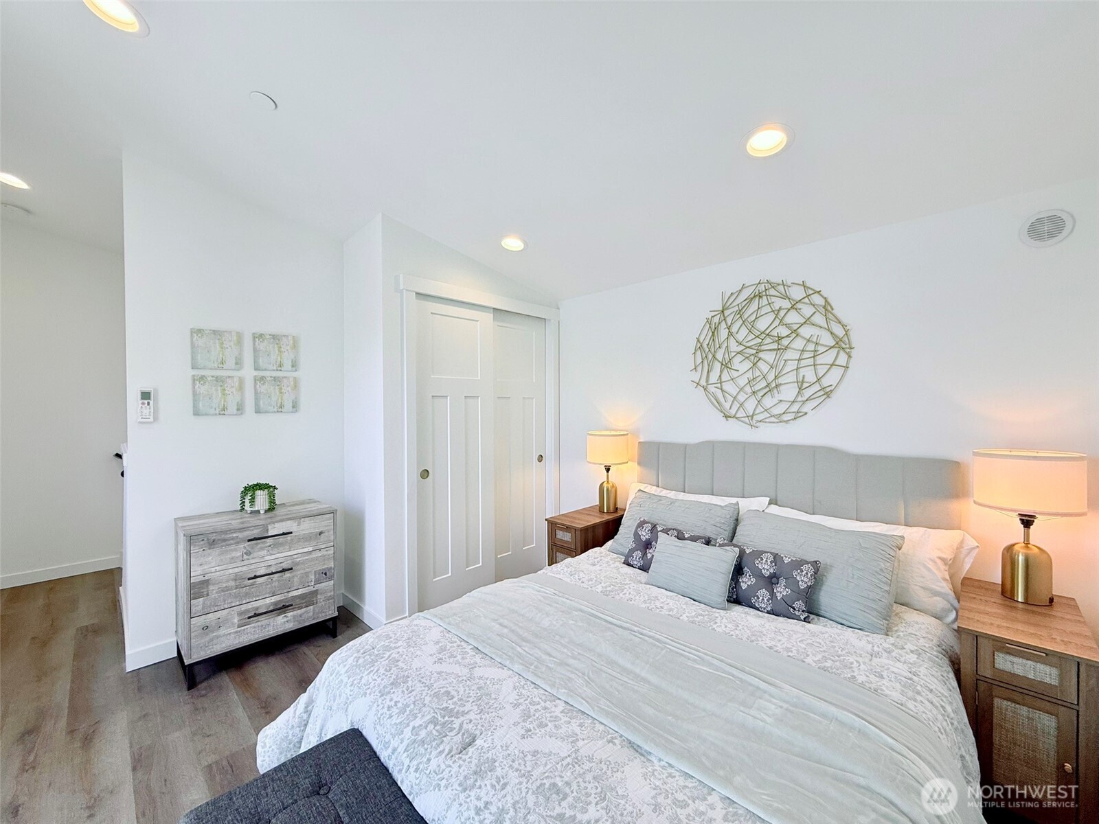 890 Magellan Avenue NE Ocean Shores WA 98569