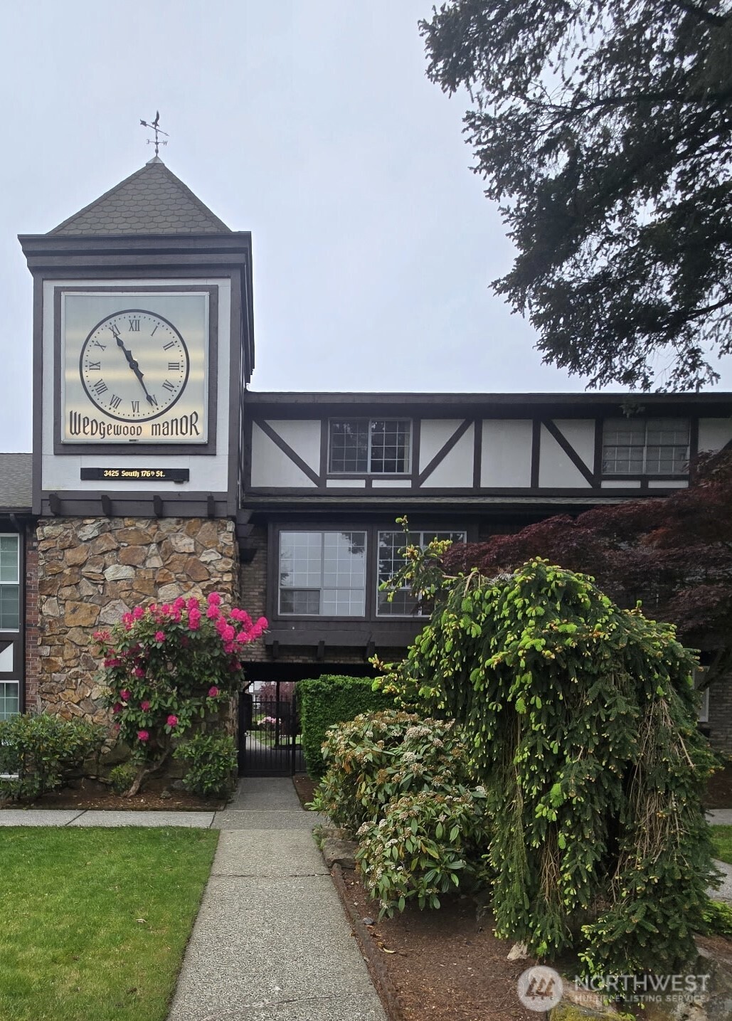 3425 S 176 Street Seatac WA 98188