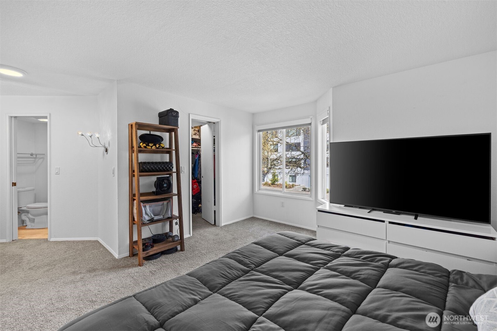 303 13th Avenue E Seattle WA 98102