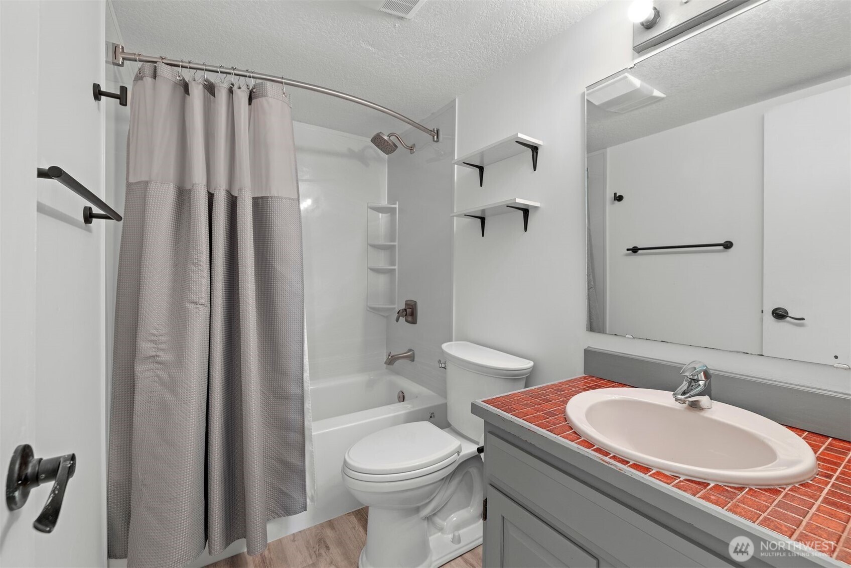 303 13th Avenue E Seattle WA 98102