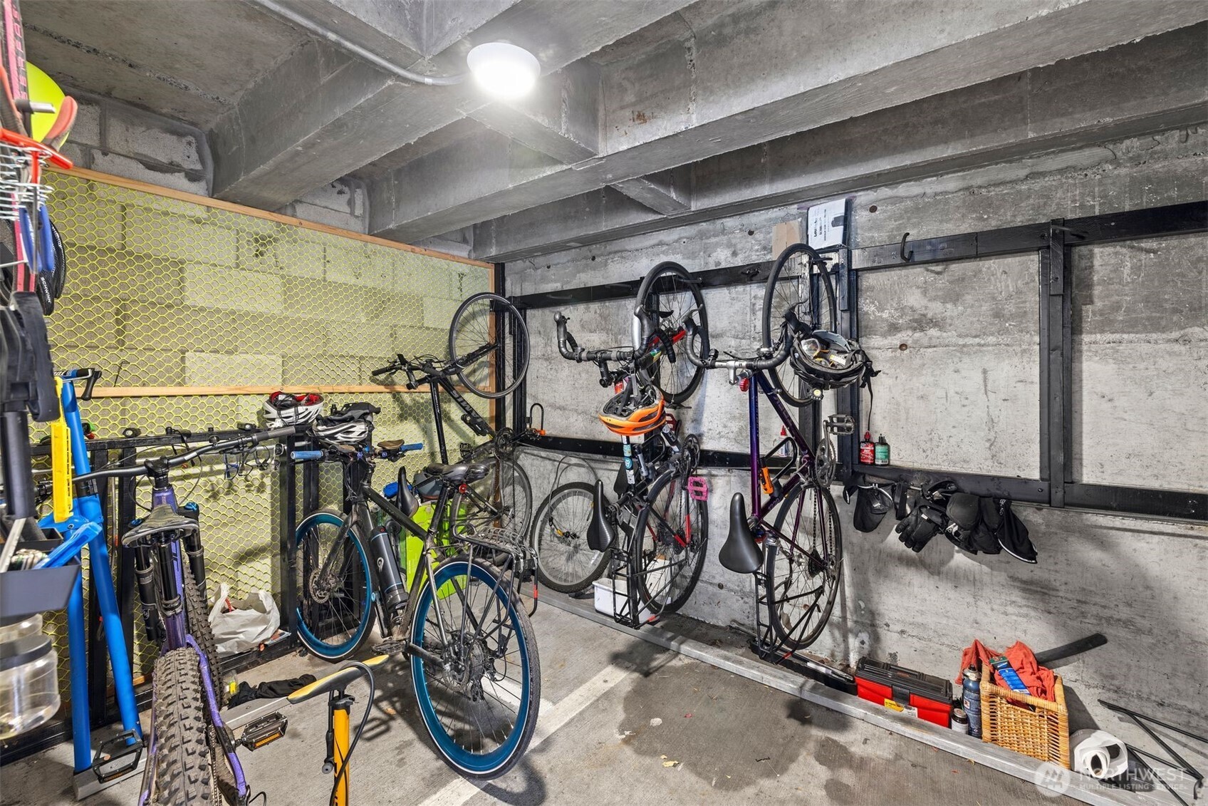 303 13th Avenue E Seattle WA 98102
