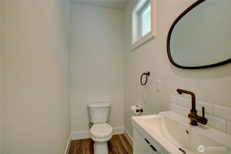 313 E Hazel Street Mount Vernon WA 98273