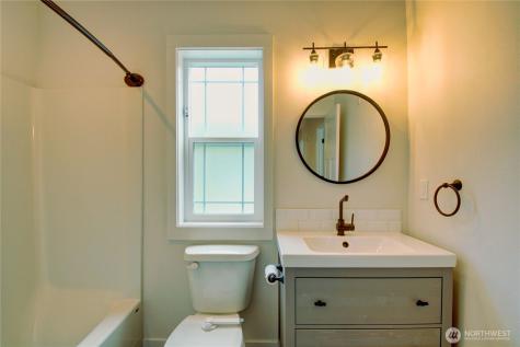 313 E Hazel Street Mount Vernon WA 98273
