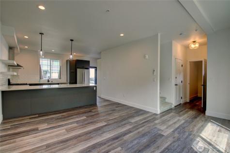 313 E Hazel Street Mount Vernon WA 98273