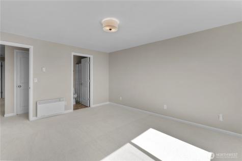 9815 Holly Drive Everett WA 98204