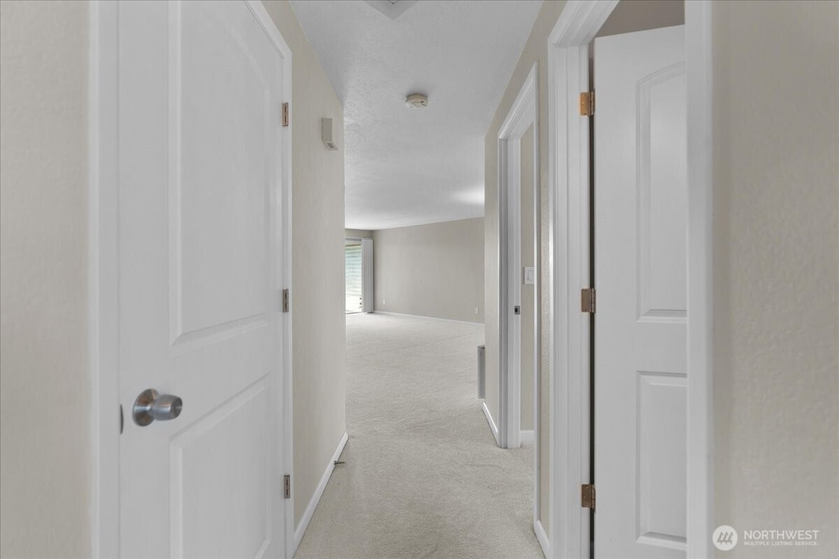 9815 Holly Drive Everett WA 98204