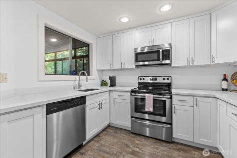 12221 100th Avenue NE Kirkland WA 98034