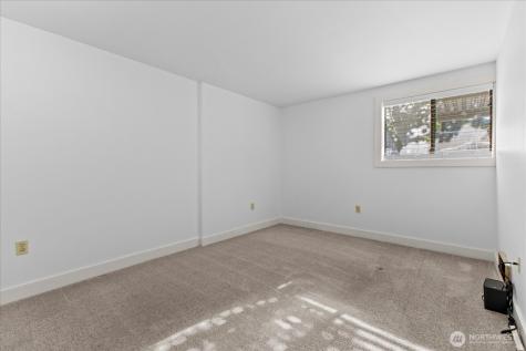 12221 100th Avenue NE Kirkland WA 98034
