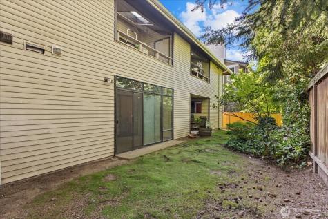 12221 100th Avenue NE Kirkland WA 98034