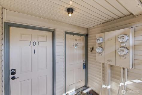 12221 100th Avenue NE Kirkland WA 98034