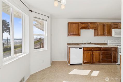1510 Peace Portal Drive Blaine WA 98230