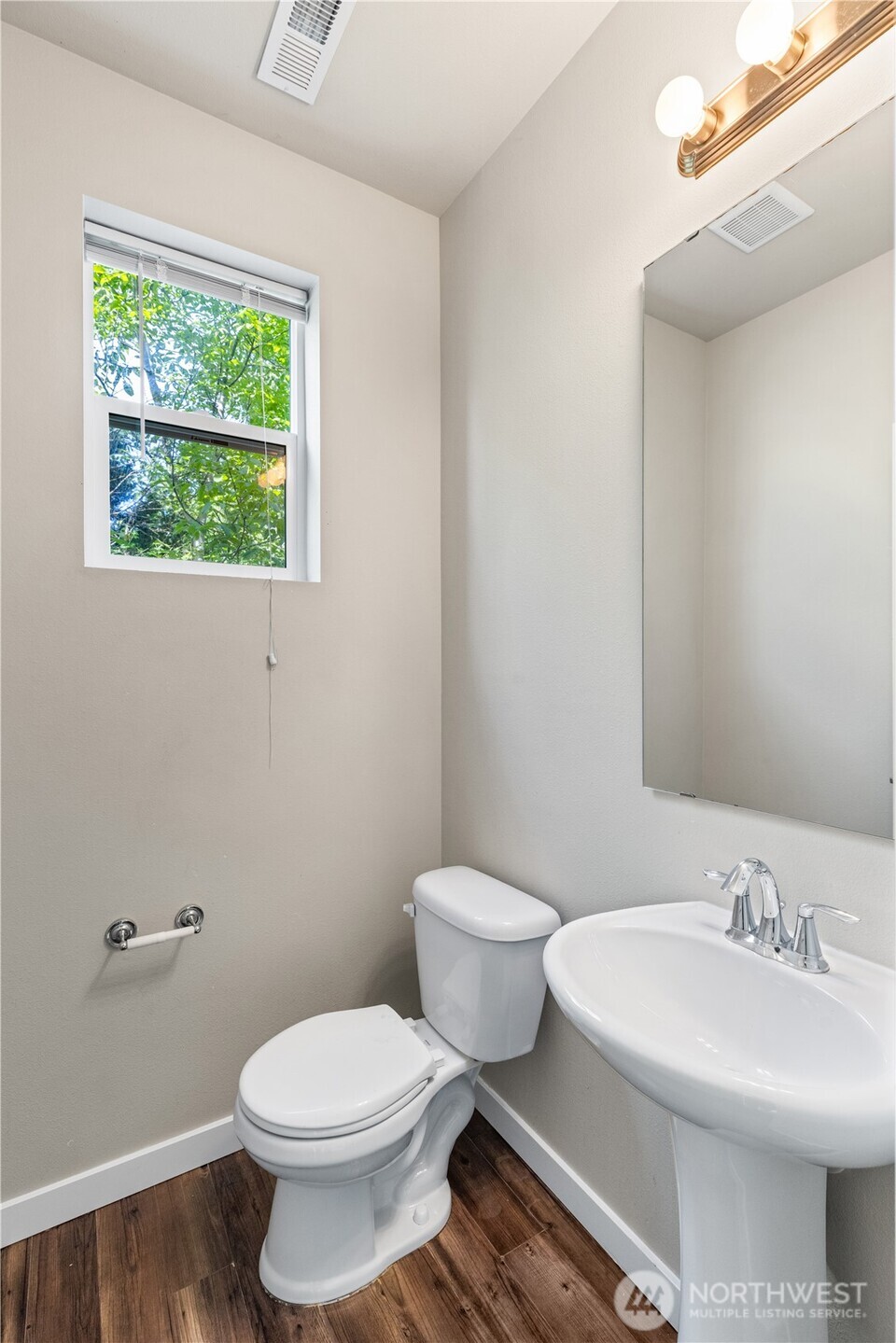 16611 48th Avenue W Edmonds WA 98026
